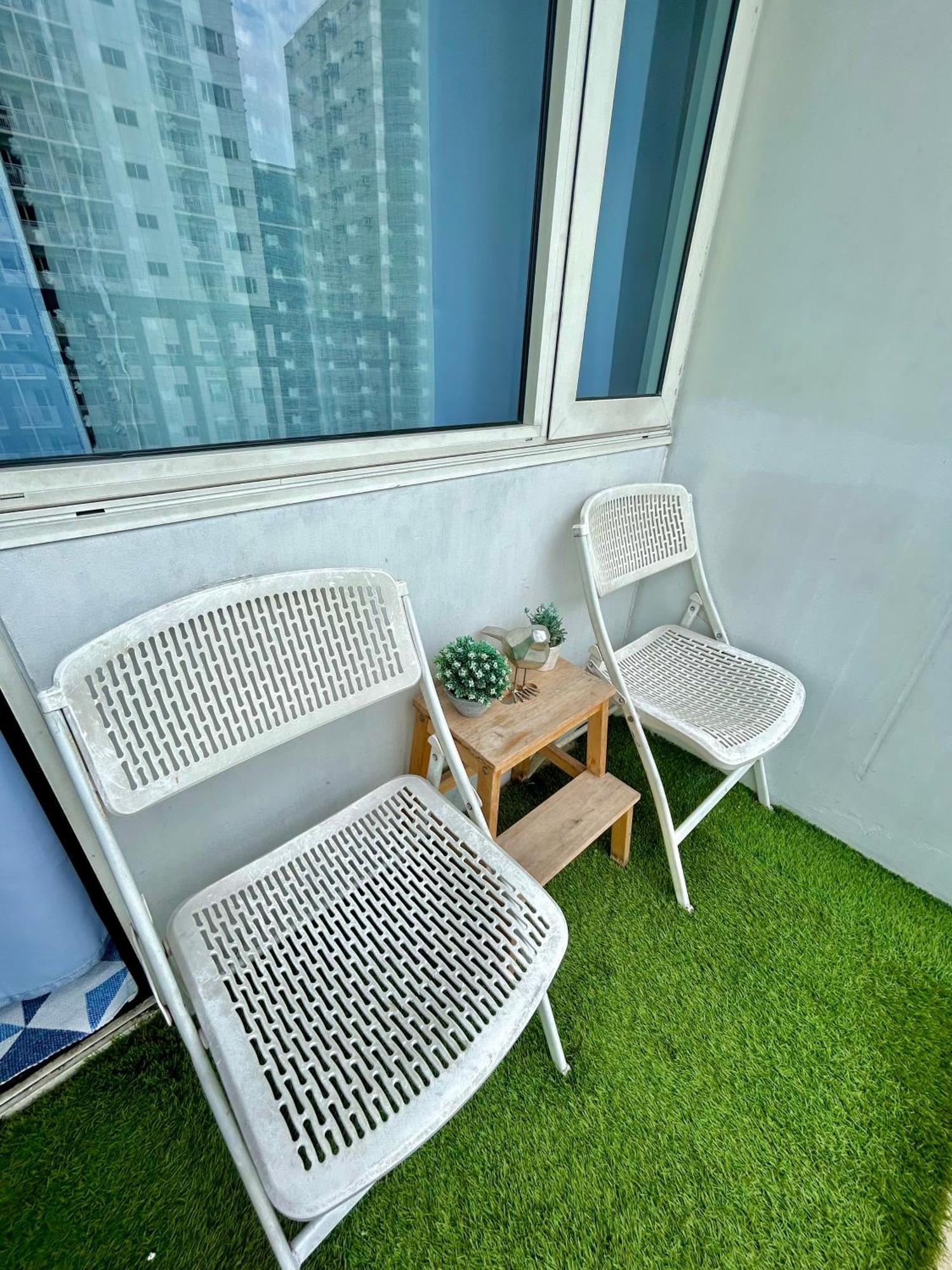 Santiorini At Shore Residences Pasay Exterior foto