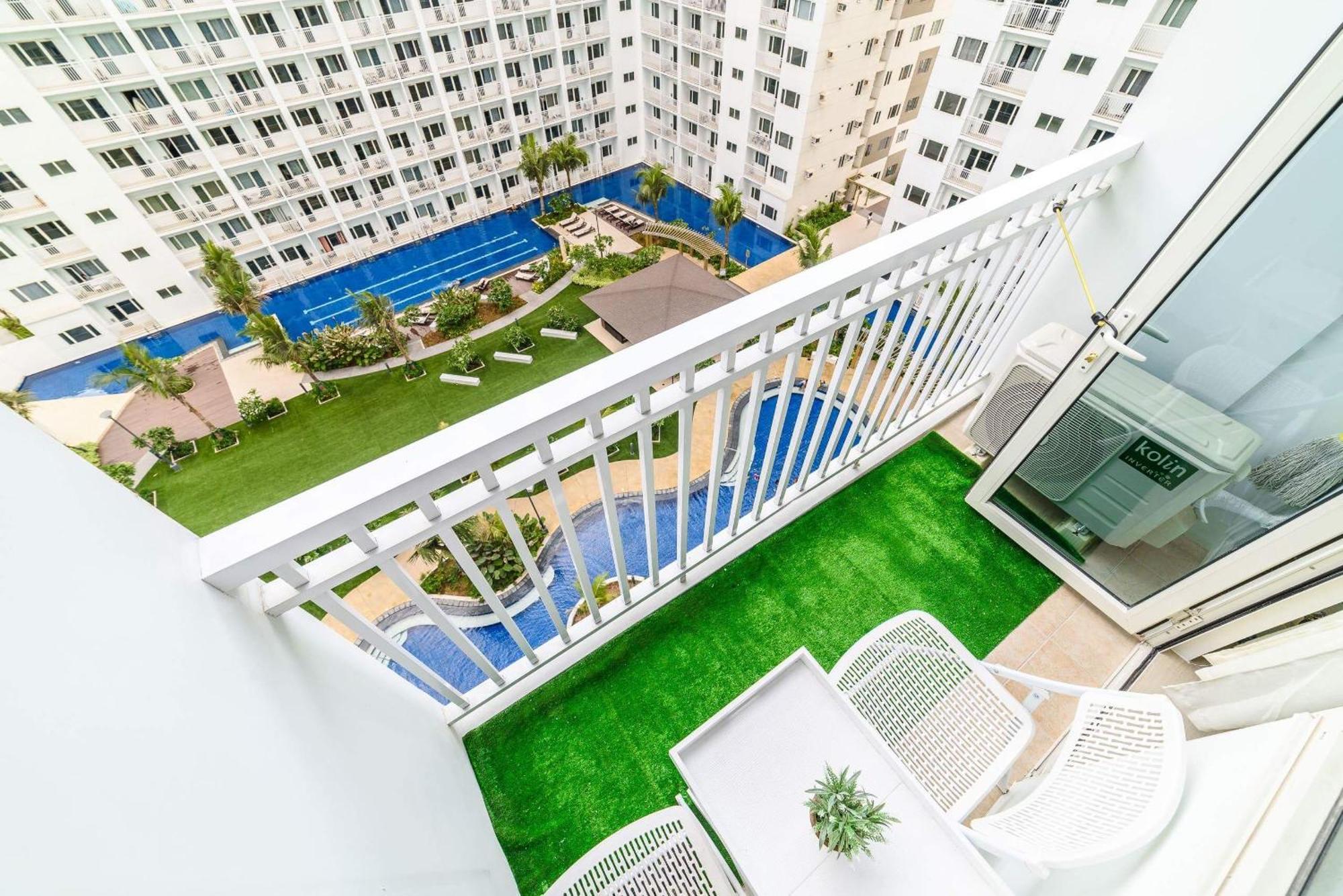 Santiorini At Shore Residences Pasay Exterior foto